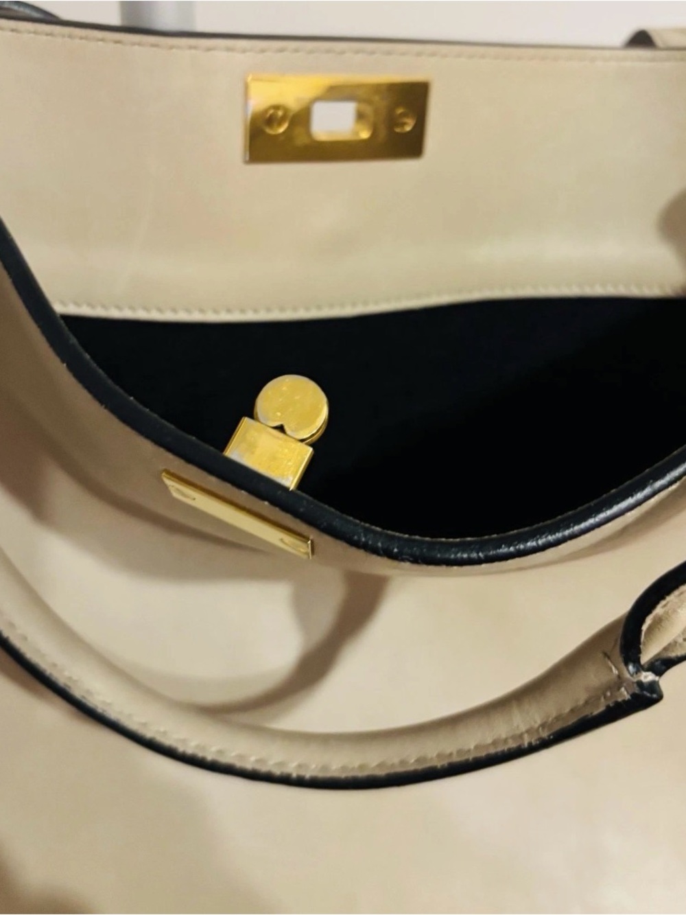 Rare Marni Bora Leather Shoulder Bag Nude Trunk Bag Gold Hardware - Picture 6 of 16
